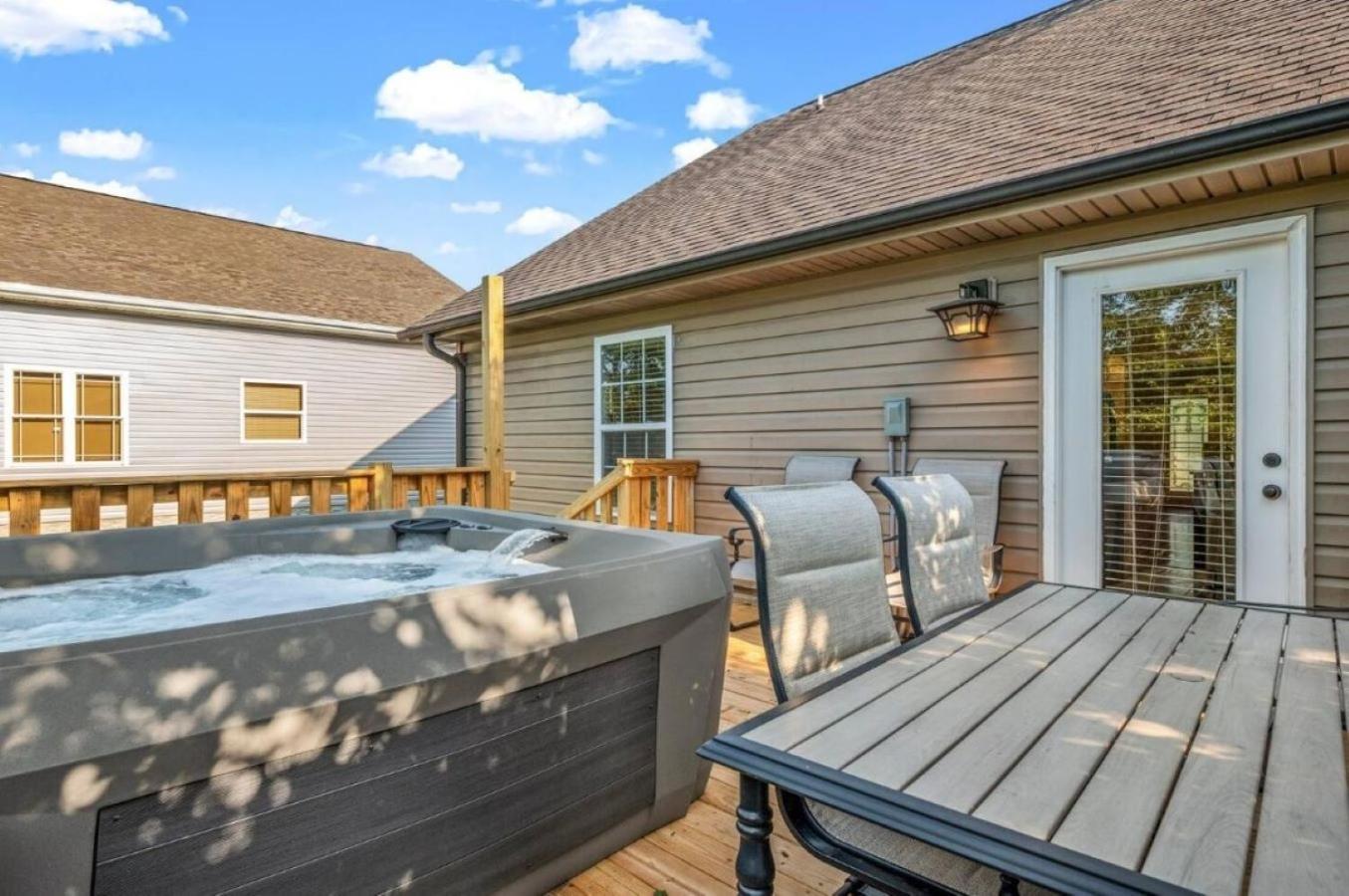Creekside Cottage*Hot Tub*Entire Home-Pigeon Forge Extérieur photo