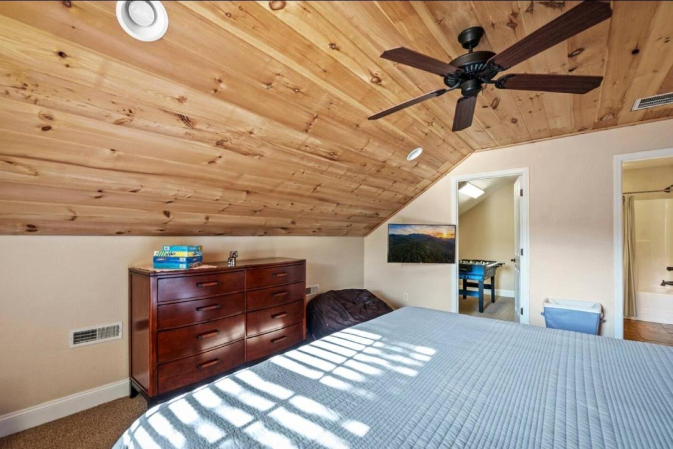 Creekside Cottage*Hot Tub*Entire Home-Pigeon Forge Extérieur photo