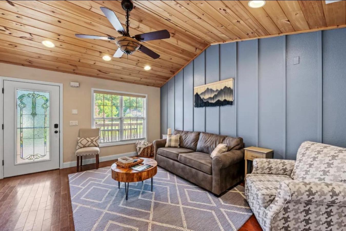 Creekside Cottage*Hot Tub*Entire Home-Pigeon Forge Extérieur photo